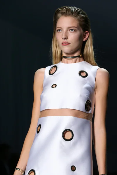 Look 49
